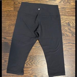 Lululemon crop leggings